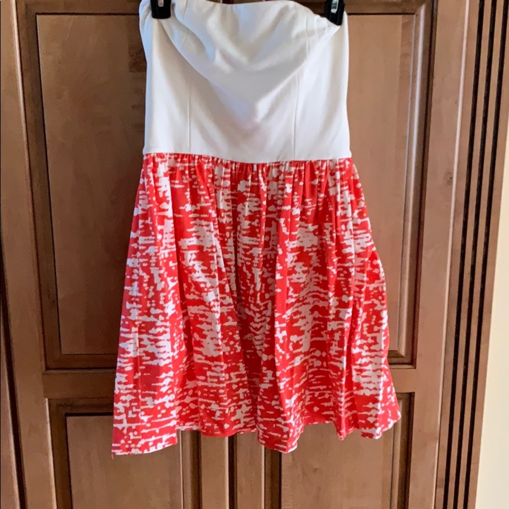 strapless dress
